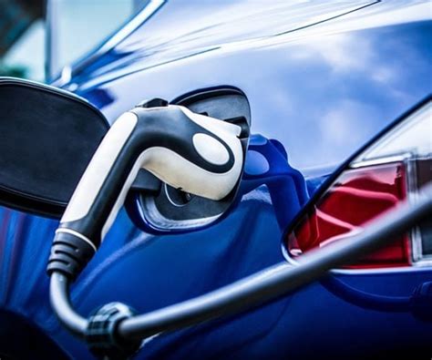 US to Loan $710M for EV Technology Projects | Newsmax.com