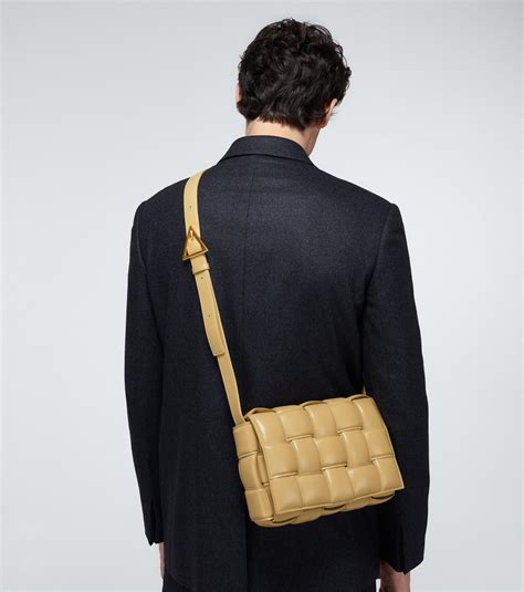 bottega veneta cassette shoulder bag