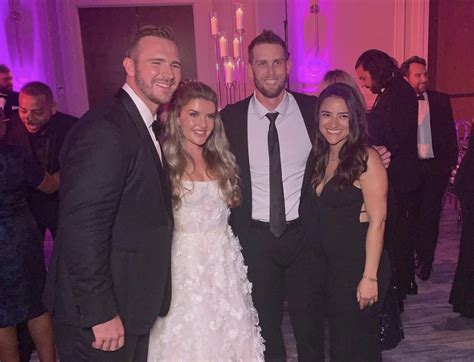 Pete Alonso and wife Haley meet Pope Francis on honeymoon