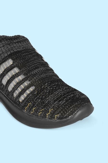 Black Self Design Casual Women Sport Shoes - Selling Fast at Pantaloons.com