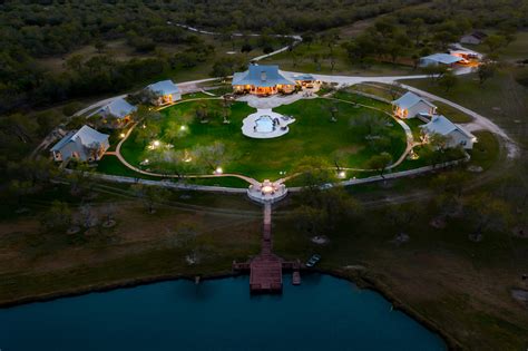 Rancho Los Alacranes - Texas Family Reunions Ranch and Retreat