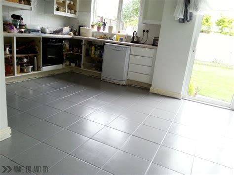 20 Gorgeous Painted Kitchen Floor Tiles - Home Decoration and ...
