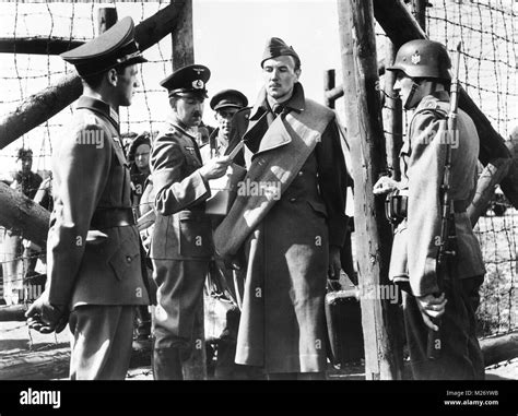 THE CAPTIVE HEART 1946 Ealing Studios film with Michael Redgrave centre ...