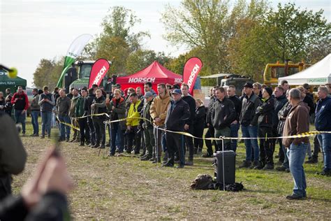 John Deere verbessert autonomes Fahren: neuer Traktor 9RX ohne Fahrer ...