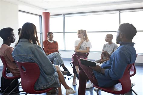 How to Become an Industrial Organizational Psychologist [Job Requirements]