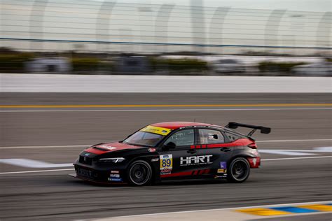 Honda Finishes Second in Endurance Challenge at Daytona | Honda Racing