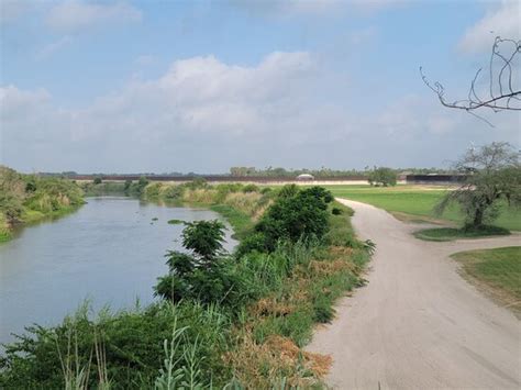 Nuevo Progreso Pictures - Traveller Photos of Nuevo Progreso ...