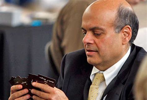 India Born Ajit Jain In Race For Warren Buffett Led Berkshire Hathaway ...