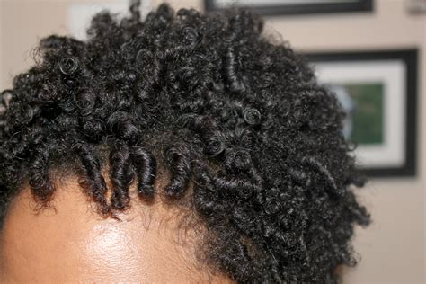 How I Define my Natural Hair with Finger Coils. - www.beingmelody.com
