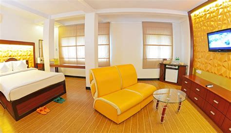 CLOVER HOTEL (Yangon, Myanmar) - Hotel Reviews & Photos - Tripadvisor