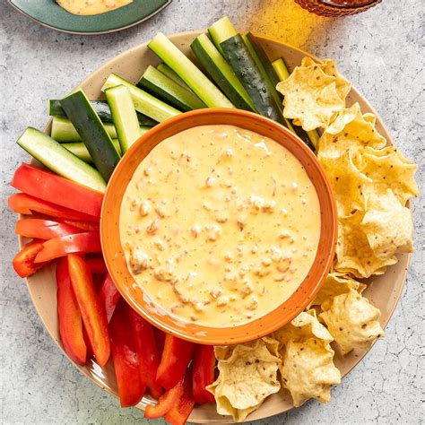Slow-Cooker Cheese Dip Recipe: How to Make It