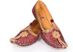 Thirsty Crow Opulent Sultanate Sherwani Juti Mojaris For Men - Buy ...