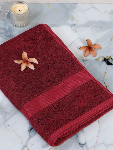 Buy Maroon Bamboo Solid 600 GSM Bath Towel (Bamboo) Online in India ...