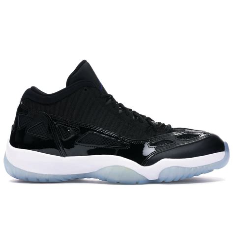 Discount 11 space jam low Clearance