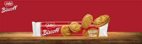 Lotus Biscoff Milk Chocolate Biscuits, 150 g, Red & White (111120486 ...