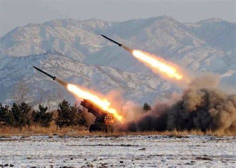 韩国称朝鲜发射2枚导弹 疑抗议韩美军演 - 中文国际 - 中国日报网_新浪新闻