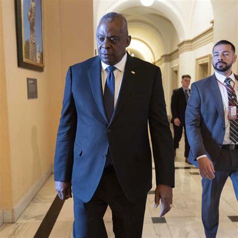 How Lloyd Austin’s Deputy Ended Up Running the Pentagon From the Beach ...