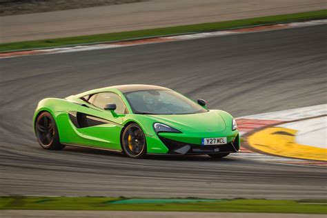 2016 McLaren 570S - Driven