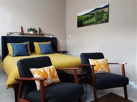 ZEEUWSE ZOT (Wissenkerke) - B&B Reviews, Photos, Rate Comparison ...