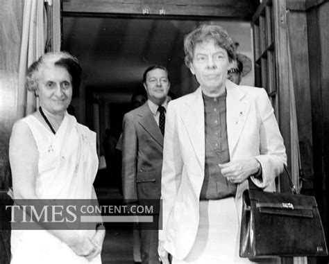 Mrs Jeane Kirkpatrick News Photo Mrs Jeane Kirkpatrick ...