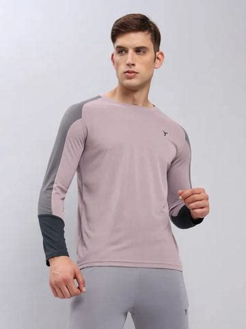 Men Slim Fit Crew Neck T-shirt with Techno Cool+