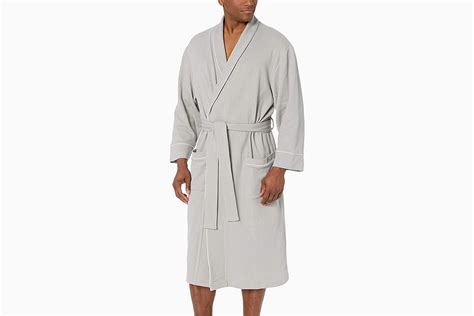 15 Best Robes & Bathrobes For Men (Style Guide)