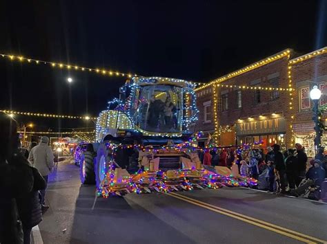 Granvilles 6th Annual Lighted Tractor Parade, Granville N.Y., 9 ...