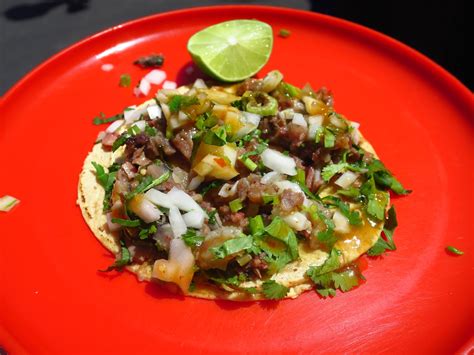 Smokin' Chokin' and Chowing with the King: Eating BIG in Mexico City