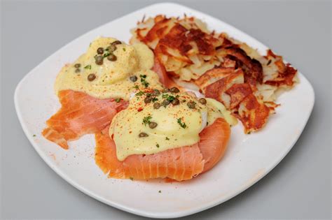 Benedicts, tiramisu pancakes highlight expansive menu at this new ...
