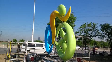 定制不锈钢镜面雕塑 小区景观雕塑设计 - 上海塑景雕塑 - 九正建材网