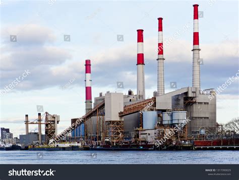 114 Ravenswood Power Plant Images, Stock Photos & Vectors | Shutterstock