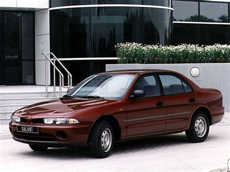Mitsubishi Galant 2.0 TD GL (1993) — Parts & Specs