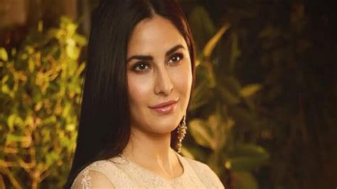 Katrina Kaif Pregnancy: Actress In Third Trimester, Delivery Expected ...
