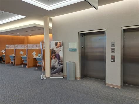 CARLE CHAMPAIGN ON CURTIS - Champaign IL - Hours, Directions, Reviews ...