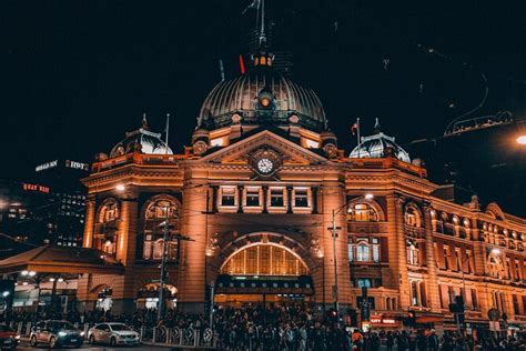 Melbourne Ghost Tour 2024 - Viator