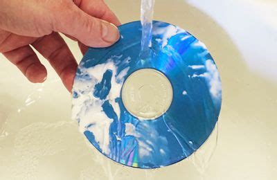 Clean CD Disc with Toothpaste 的图像结果