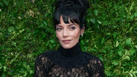 ¿Cuánto Gana? Cantante Lily Allen Revela que Recibe Más Dinero por OnlyFans que en Spotify | N+