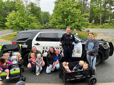 PHOTOS: Officer Bagley's visit to the YMCA Early Learning Center in ...