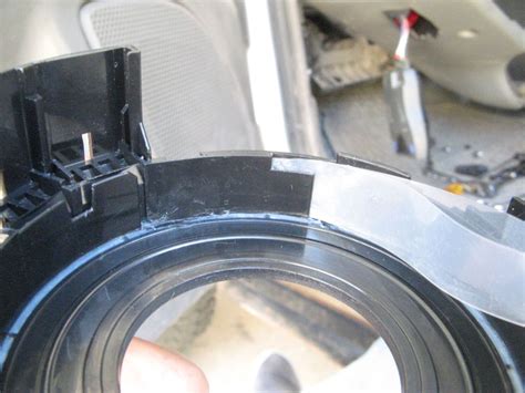 Cleaning a Clock Spring 的图像结果