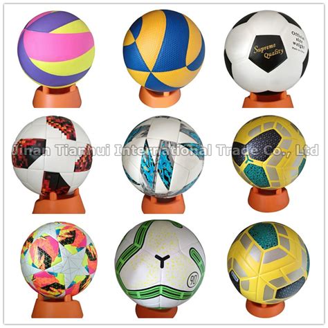 Football Ball 的图像结果