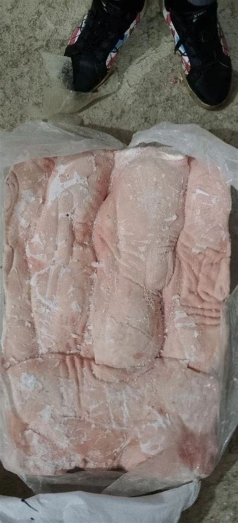 厂家供应冷冻槽头肉 新鲜分割冷冻带皮槽头肉块 快餐店猪槽头批发-阿里巴巴