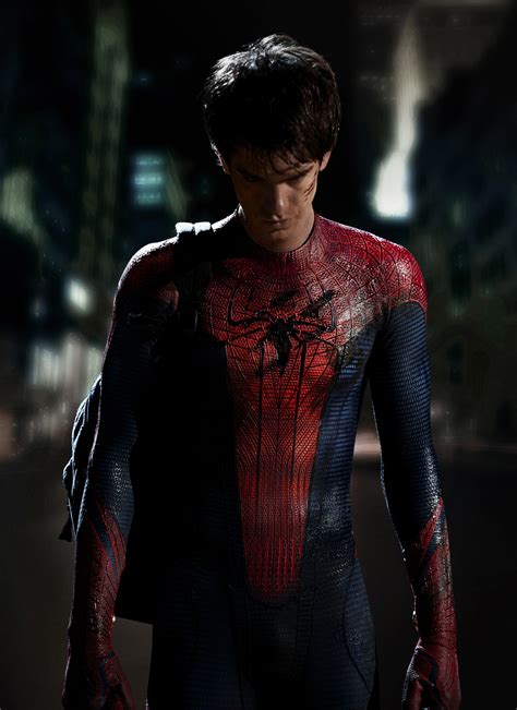 First Pic of Andrew Garfield as Spider-Man is Powerful, Responsible ...
