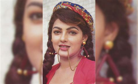 ममता कुलकर्णी की यंग दिनों की 10 तस्वीरें, 7वीं फोटो देखने के बाद फैंस ...