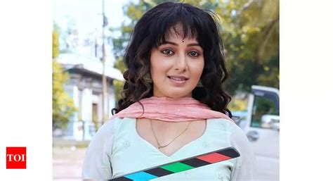 Mani Bhattachariya starts shooting for 'Kismat Connection' | Bhojpuri ...