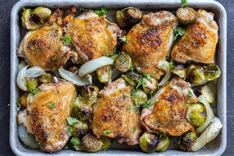 Sheet Pan Chicken Thighs with Veggies - Momsdish