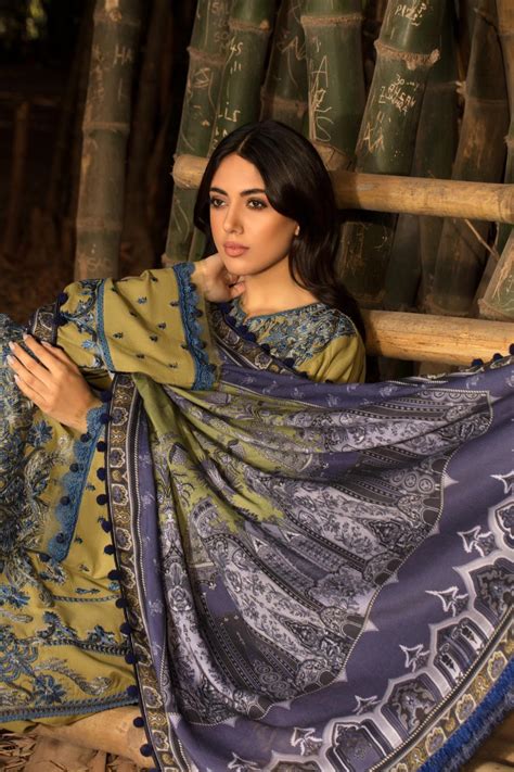 Sobia Nazir Winter Collection (with Shawl) – Design 1A – YourLibaas