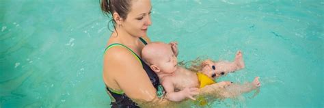 Baby Girl Swimming 的图像结果