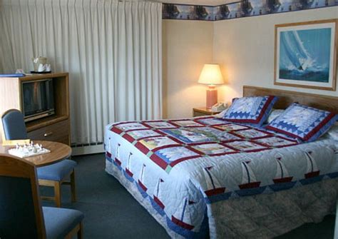 THE SHORELINE INN (Grand Marais) - Hotel Reviews, Photos, Rate ...