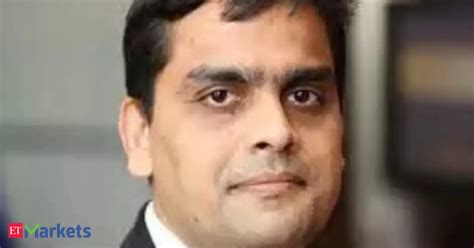 Currency Impact: How investors can track the impact of currency on ...