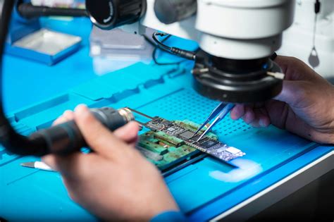 Which Type of Engineering Degree Is Right for You? A Guide to Engineering Majors—from Aerospace ...
